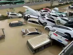 內(nèi)飾漏水算泡水車嗎（汽車內(nèi)飾漏水是什么原因）