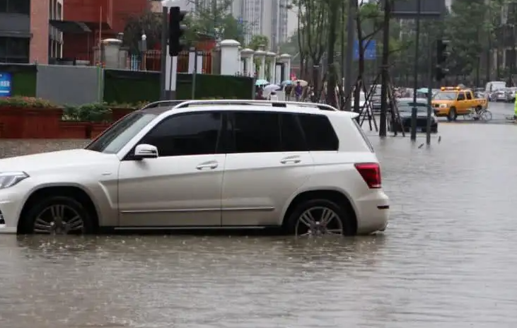 泡水車之家