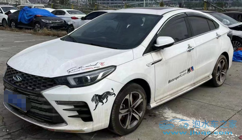 泡水車的大燈還能修復(fù)嗎