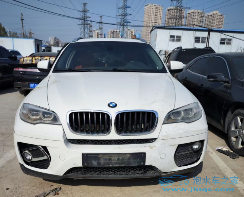 泡水車(chē)需要怎么修發(fā)動(dòng)機(jī)