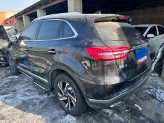 自動擋汽車駕駛誤區(qū)：這樣開車等于報廢，你中招了嗎？