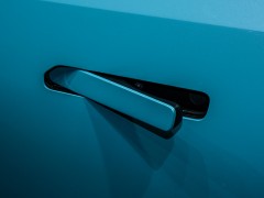 車企應(yīng)否減少隱藏式門把手的使用？