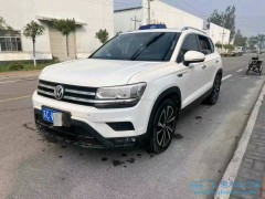 掌握洗車擦車秘籍，讓愛車煥發(fā)光彩正確的洗車和擦車技巧？
