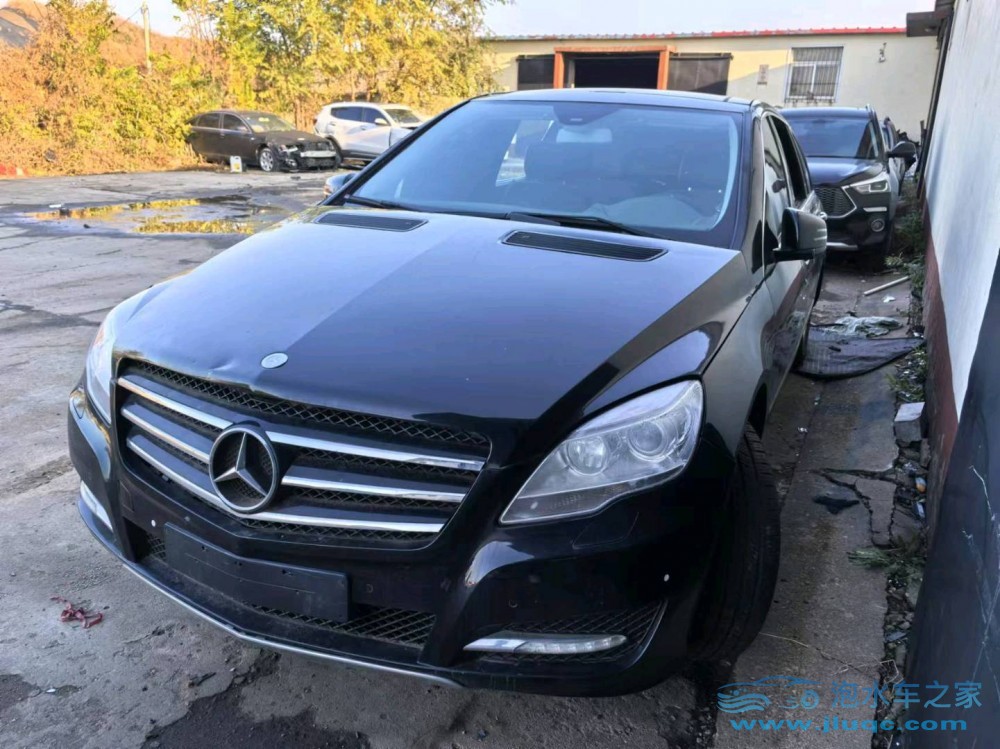 泡水車為何貶值嚴重？婚慶用途與整備費用探秘
