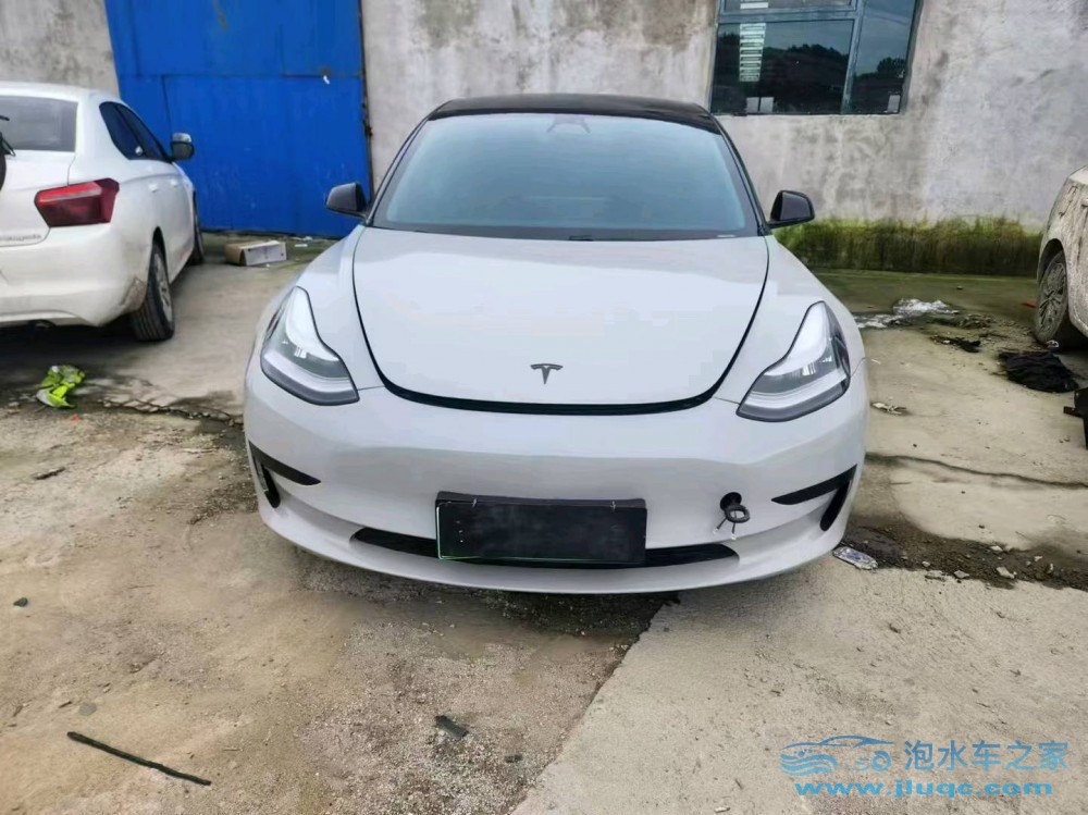 泡水車歸宿何處？維修還是報廢的抉擇