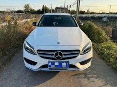 汽車遭水淹：救援時(shí)機(jī)與恢復(fù)策略 汽車水淹多久還可以救活？