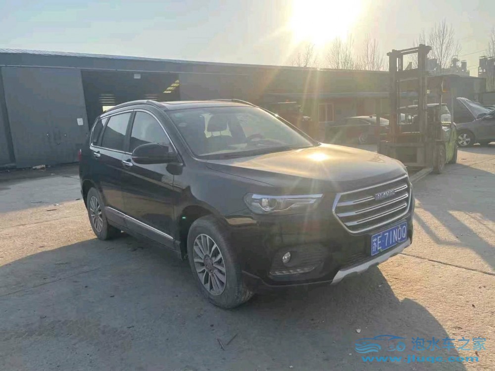 泡水奔馳E級車，修復后安全與價值幾何？