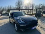 16年保時(shí)捷卡宴
