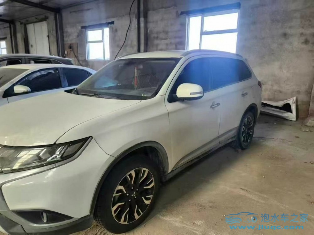 什么情況下屬于泡水車(chē)？什么情況泡水車(chē)可以全損？-泡水車(chē)