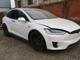 18年特斯拉MODEL X