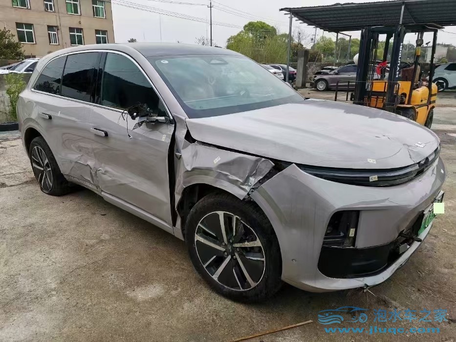 買泡水車去哪個平臺？-泡水車平臺