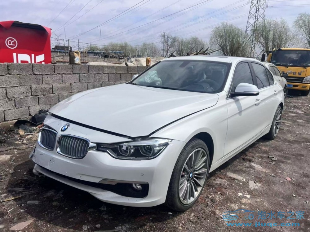 泡水車可以上保險嗎？怎么買保險更劃算？-泡水車