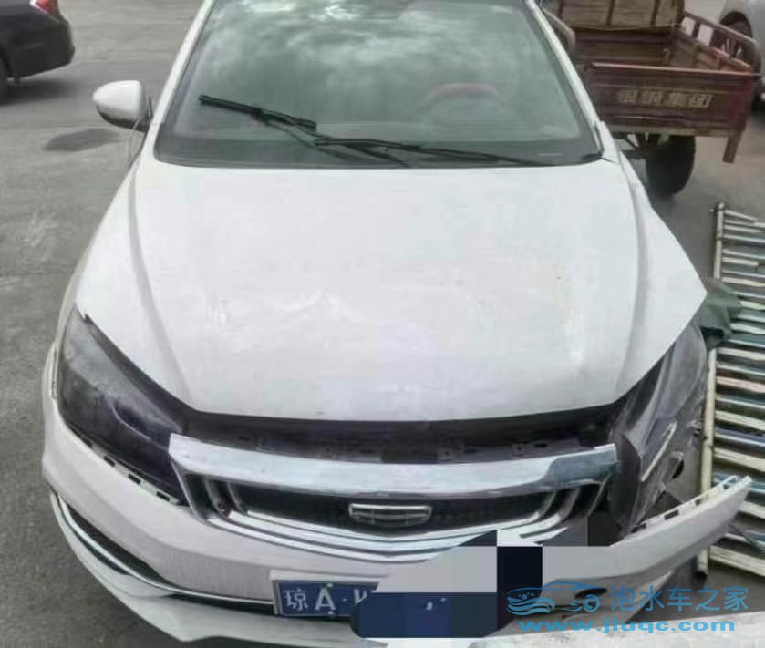 泡水車維修：如何修復(fù)泡水車的關(guān)鍵部件？-泡水車維修