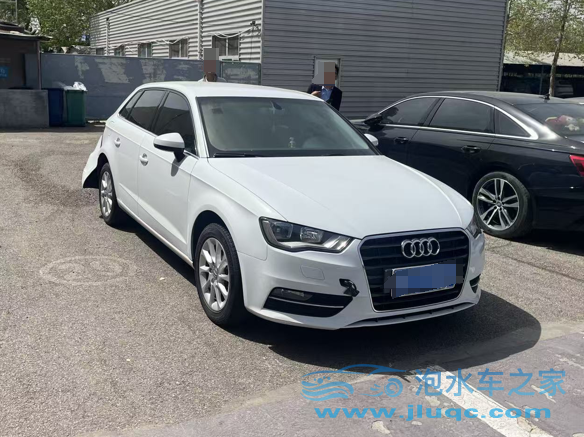泡水車百科：一文了解泡水車的定義、識(shí)別與購買注意事項(xiàng)-泡水車