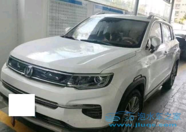 19年長(zhǎng)安長(zhǎng)安CS35泡水車