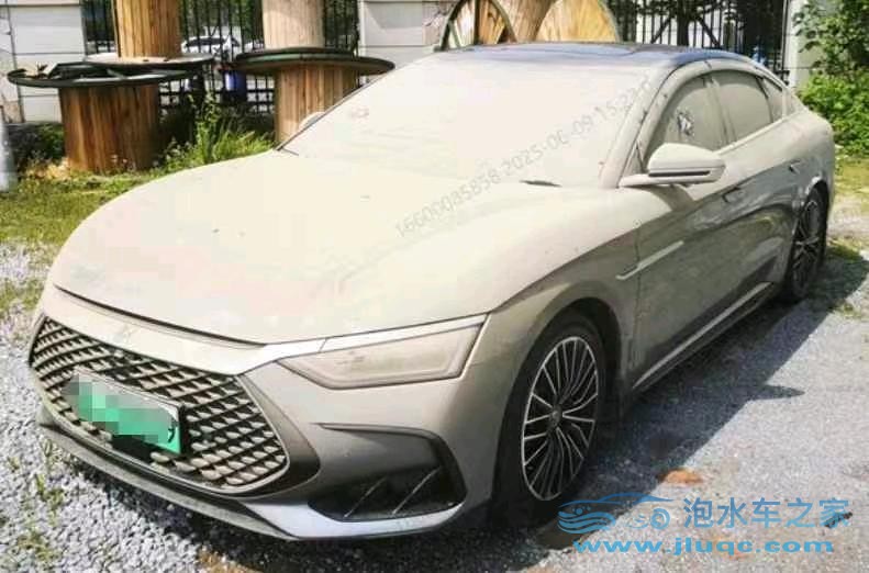 23年比亞迪漢泡水車