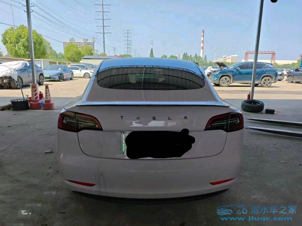21年特斯拉MODEL 3
