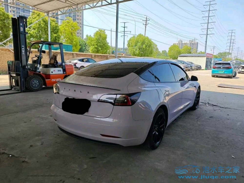 21年特斯拉MODEL 3