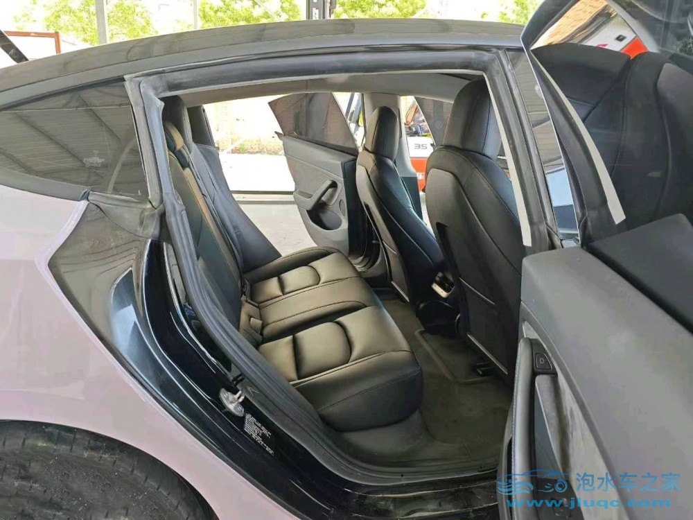 21年特斯拉MODEL 3
