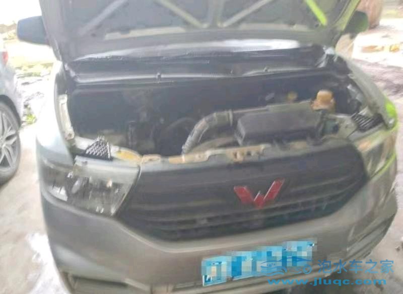 21年五菱汽車宏光V