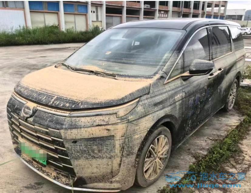 25年廣汽傳祺E8泡水車