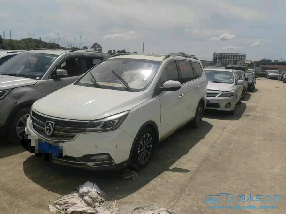 17年寶駿寶駿730