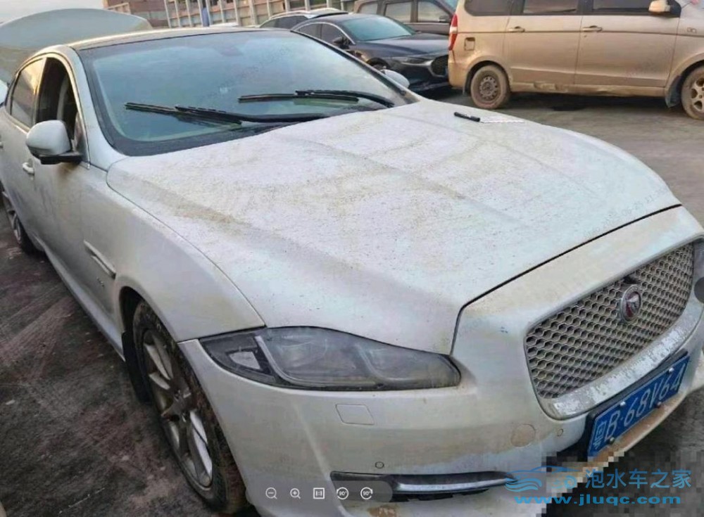 17年捷豹XJ
