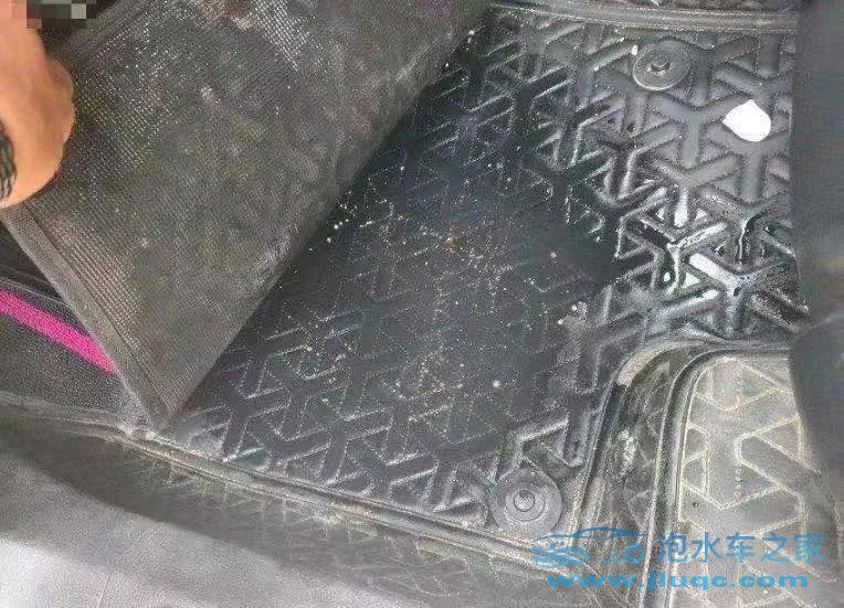 13年大眾邁騰