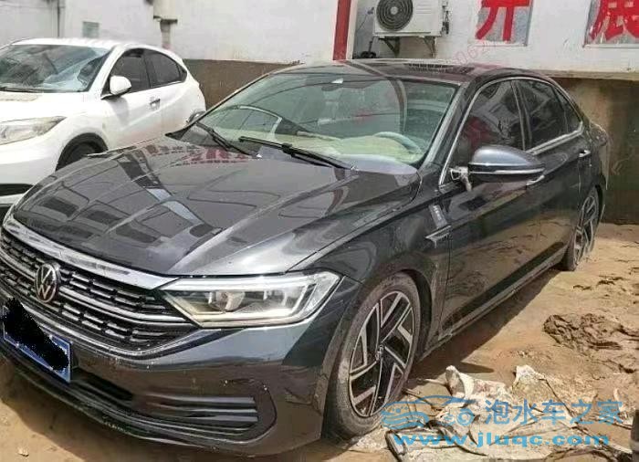 22年大眾速騰泡水車