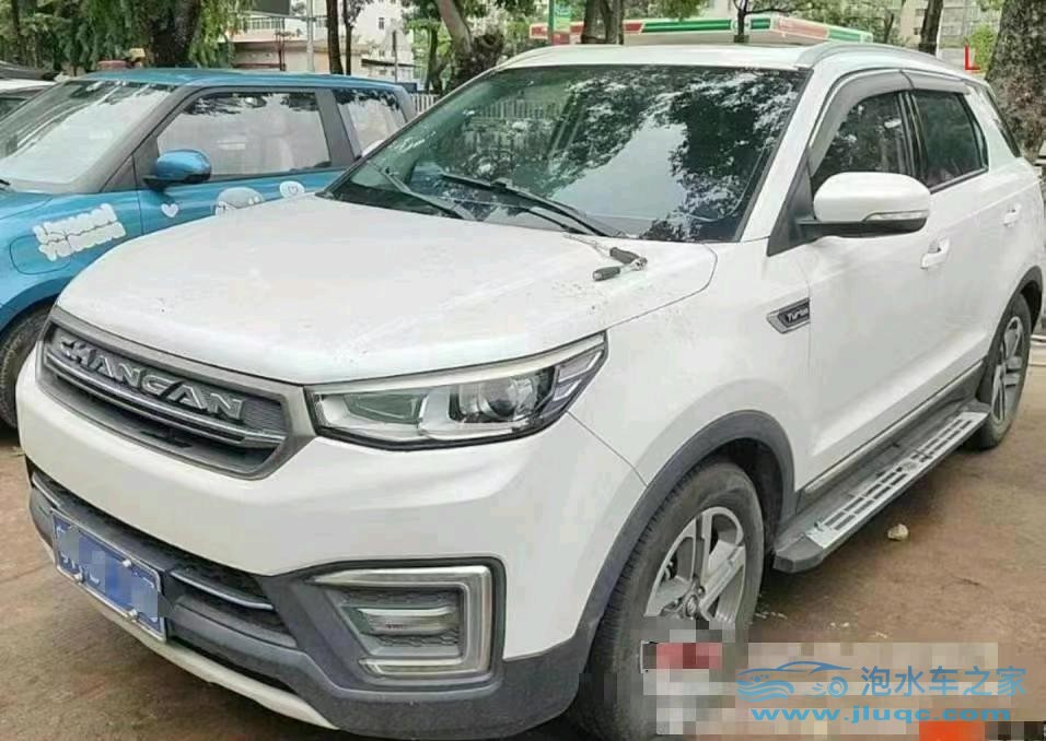 18年長(zhǎng)安長(zhǎng)安CS55泡水車