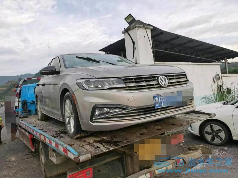 19年大眾寶來(lái)泡水車(chē)