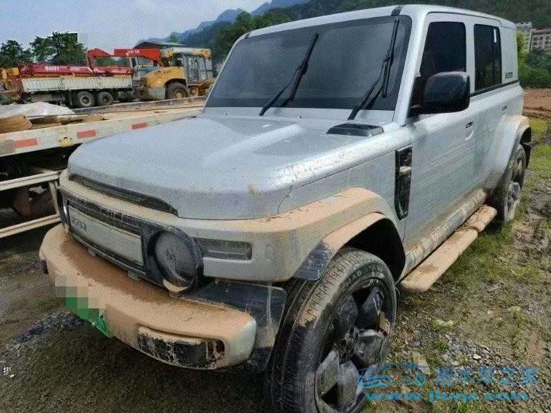 25年奇瑞iCAR 3泡水車
