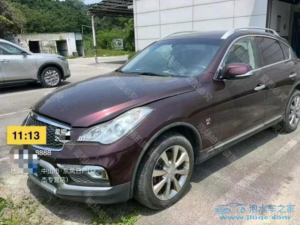 17年英菲尼迪QX50泡水車