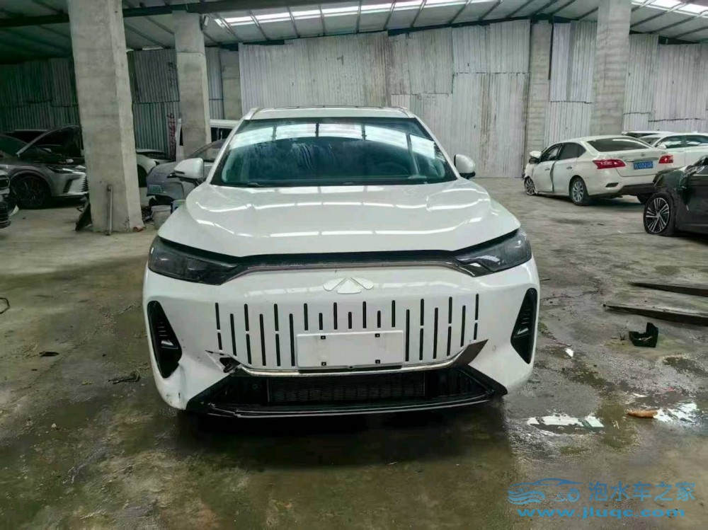 24年奇瑞風(fēng)云泡水車
