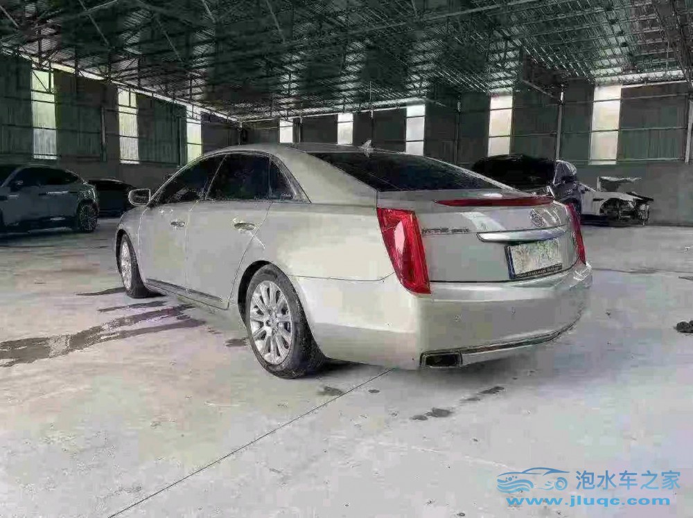 15年凱迪拉克XTS