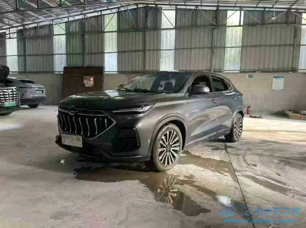 20年長安歐尚x5泡水車