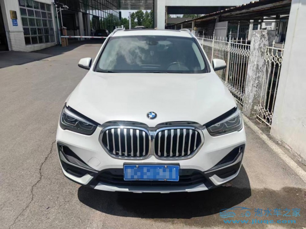 21年寶馬X1泡水車