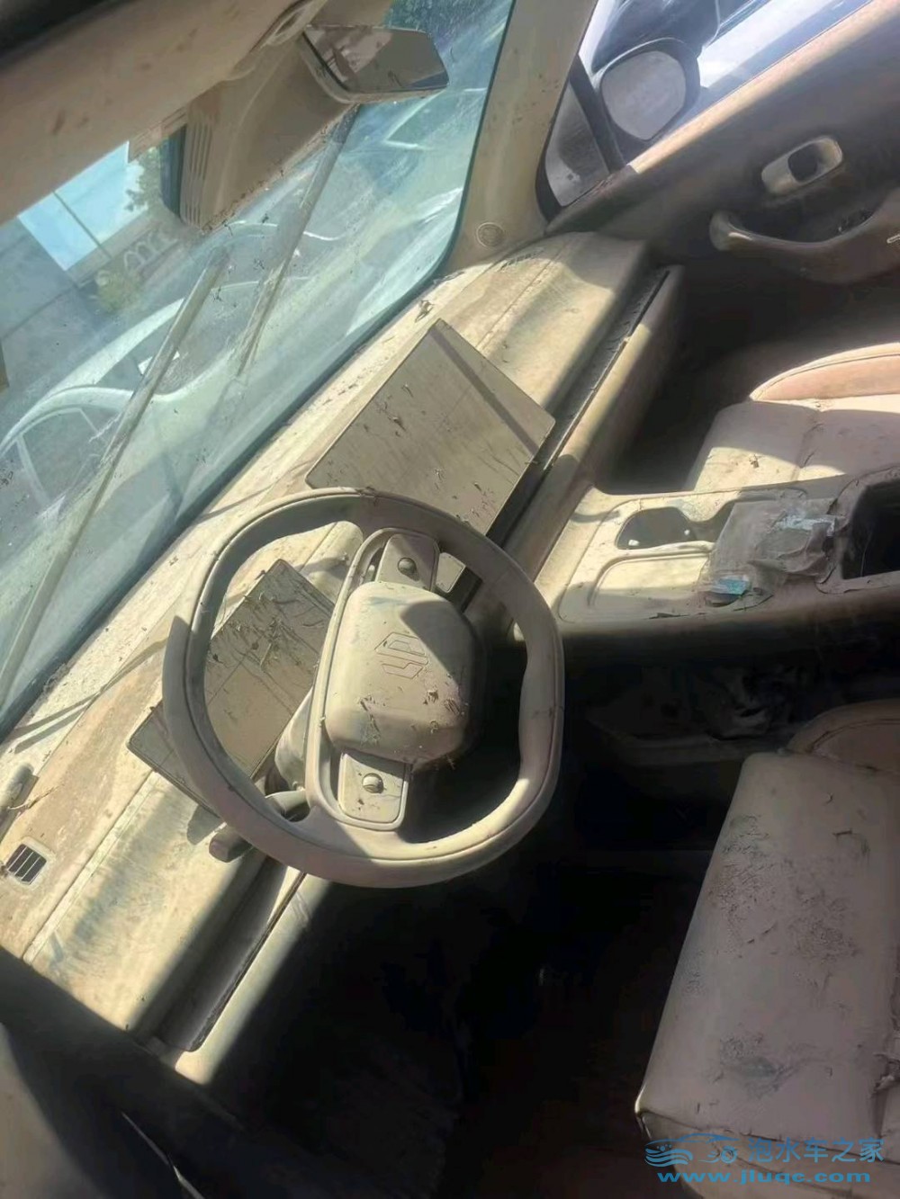25年零跑汽車C16