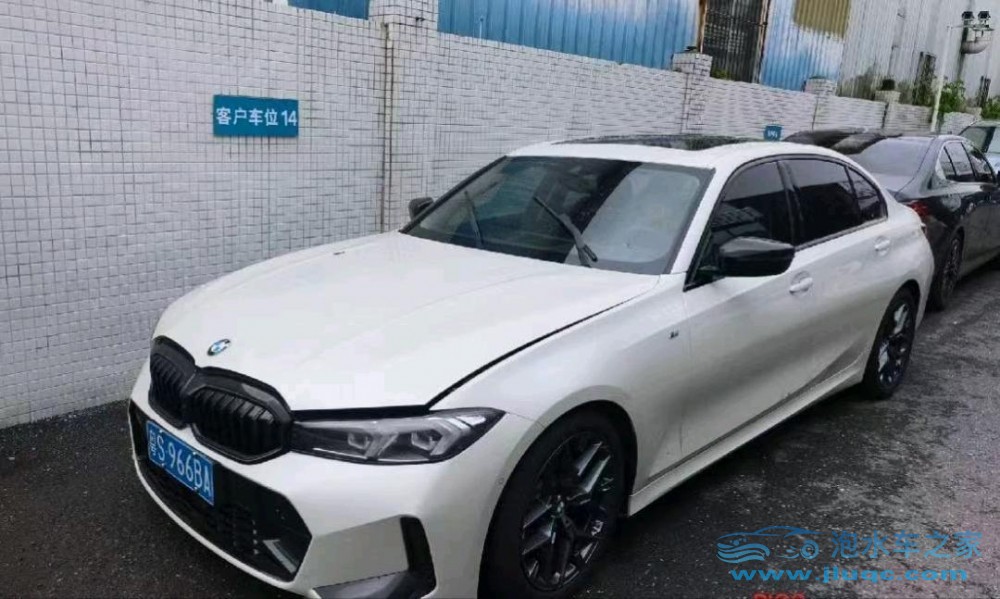25年寶馬3系泡水車