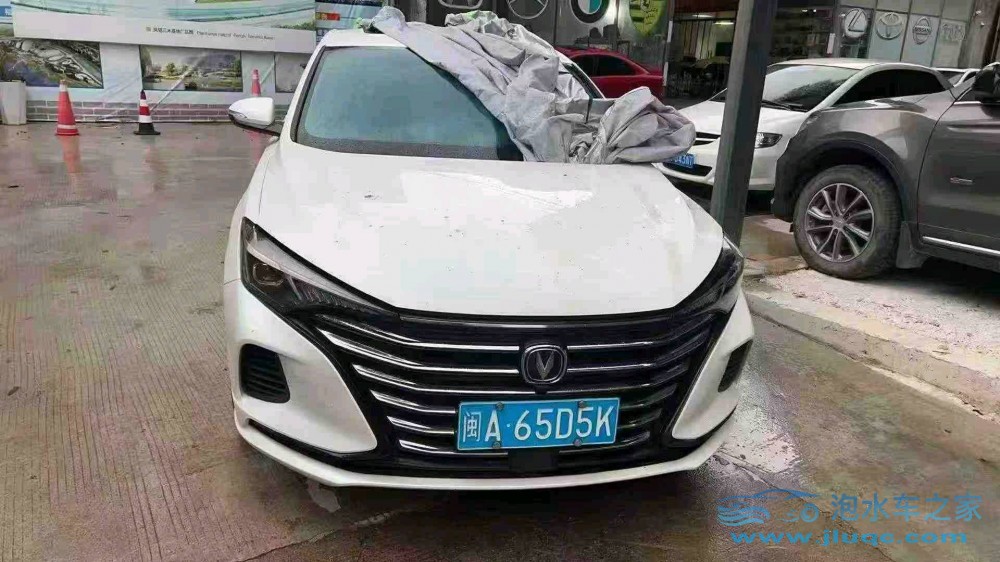 20年長安逸動(dòng)泡水車