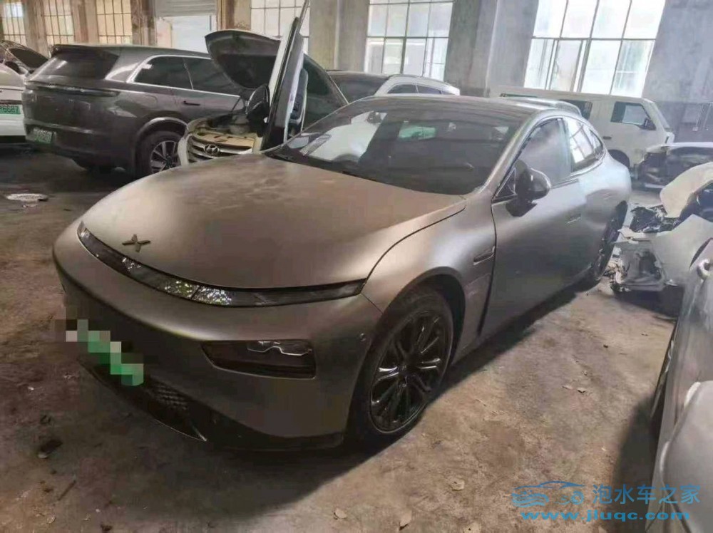 22年小鵬汽車P7泡水車
