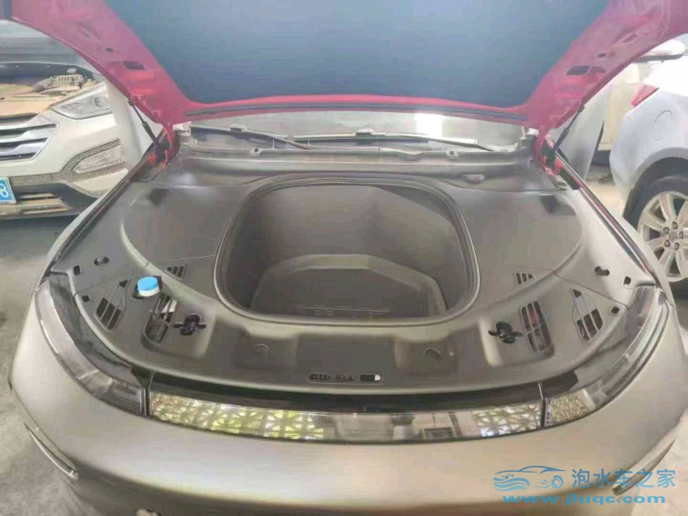 22年小鵬汽車P7