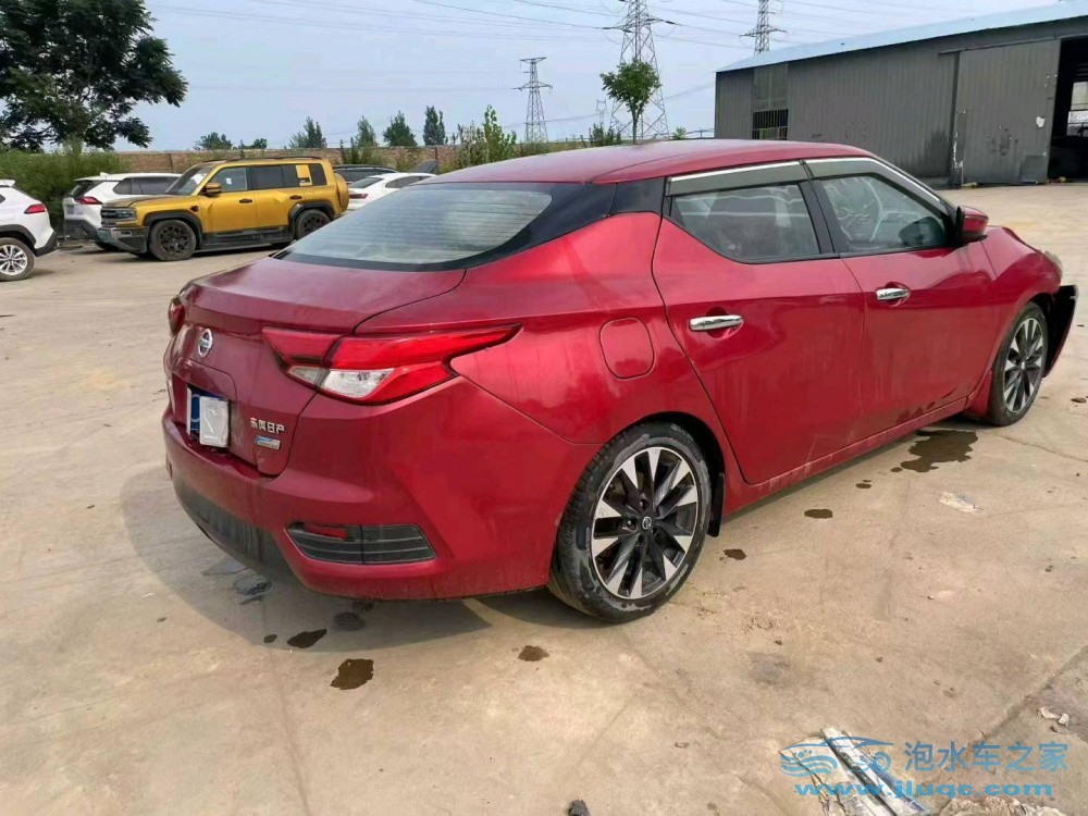 18年日產(chǎn)藍鳥