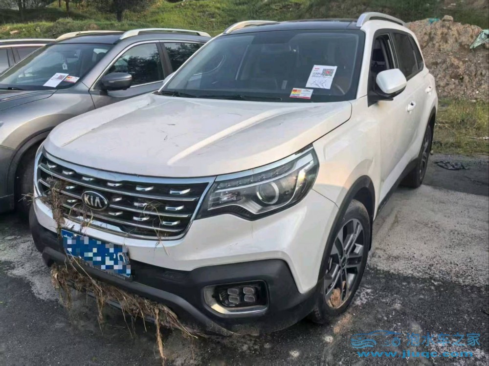 21年起亞智跑泡水車