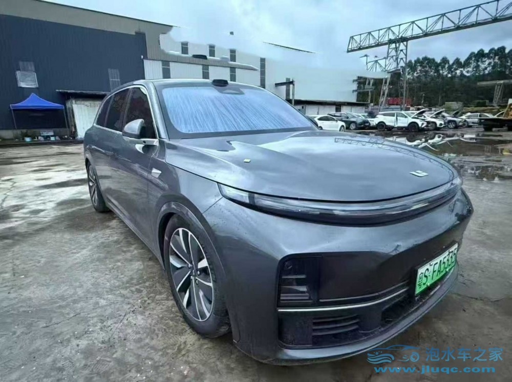 想買泡水車？泡水車之家網(wǎng)提供專業(yè)車源！-購買泡水車