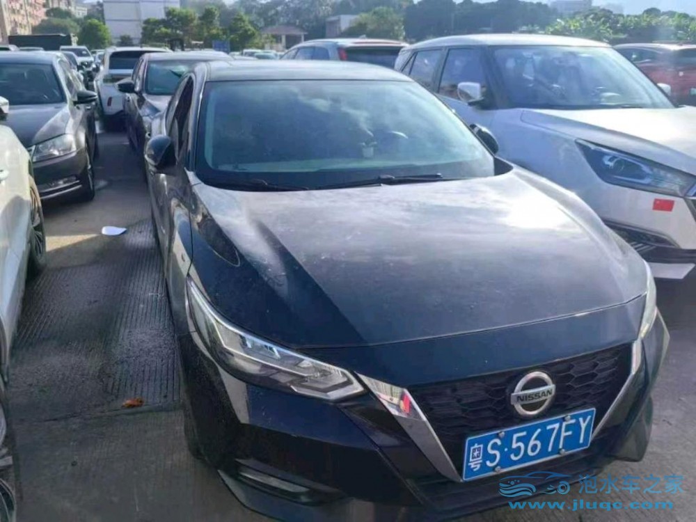 23年日產(chǎn)軒逸泡水車