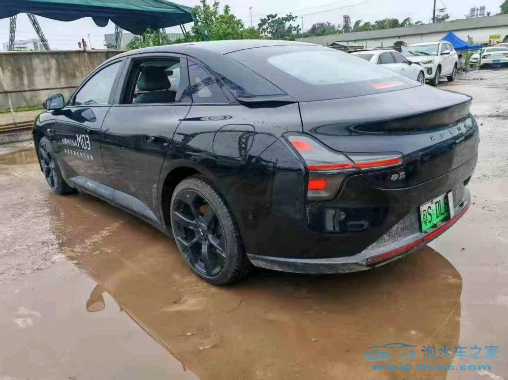 25年小鵬汽車M03