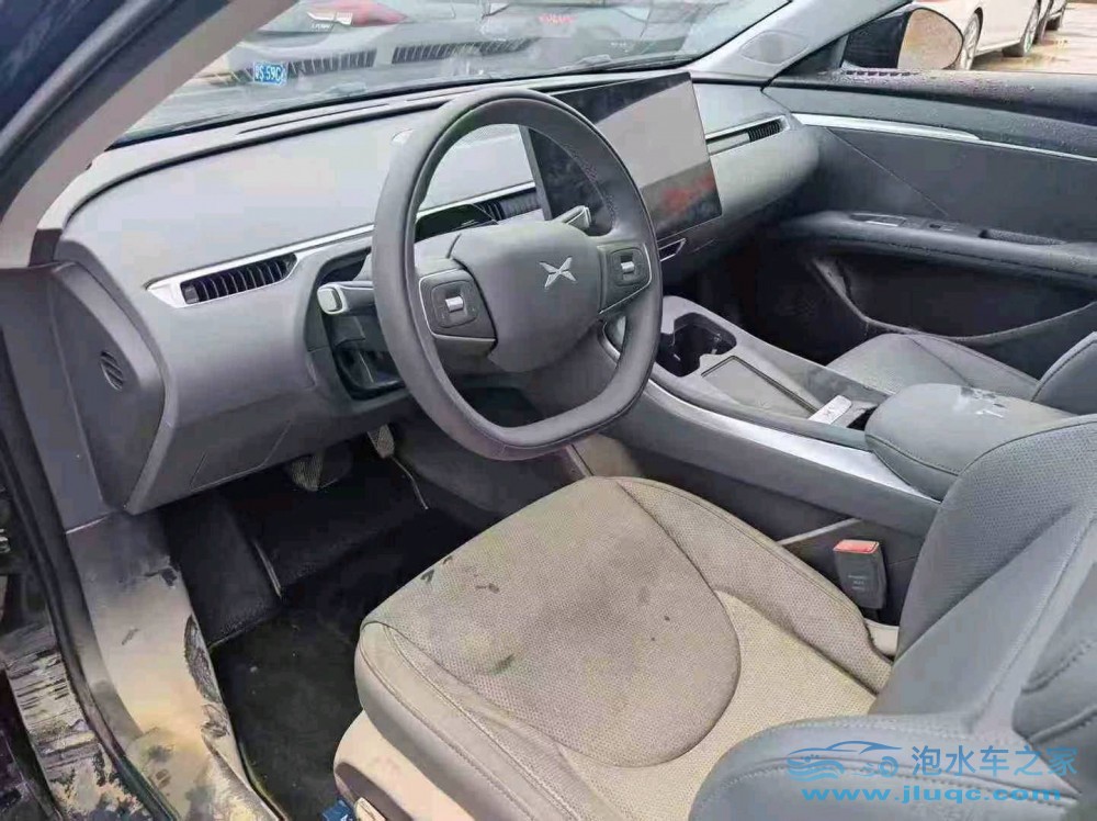 25年小鵬汽車M03
