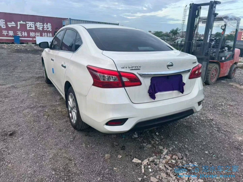 20年日產(chǎn)軒逸