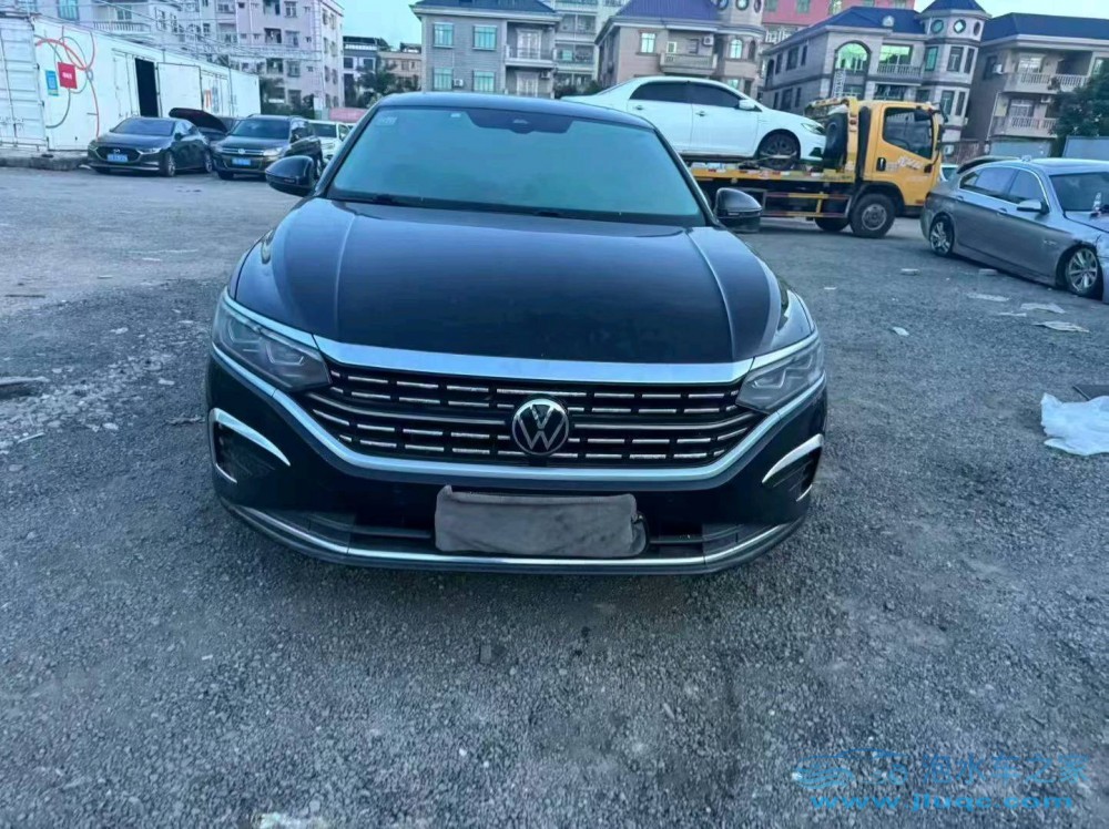 22年大眾帕薩特泡水車